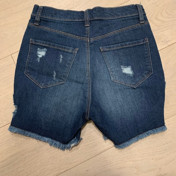 Fashion Nova Denim Dark Wash Jean Shorts - Picture 8 of 8